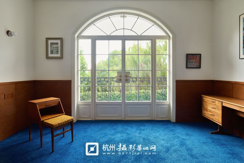 二楼蓝色中古1.jpg