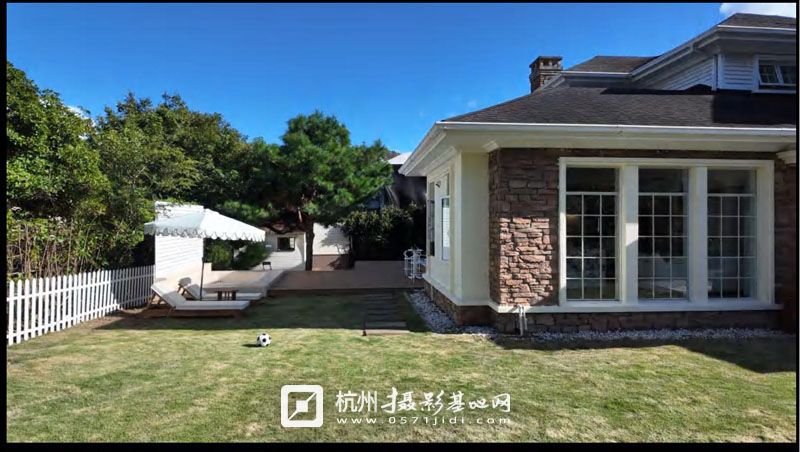 DREAM-HOUSE_02_05.jpg
