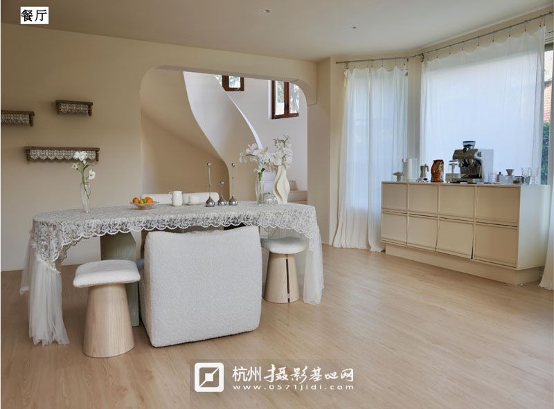 SLOWSPACE-10.27_05.jpg